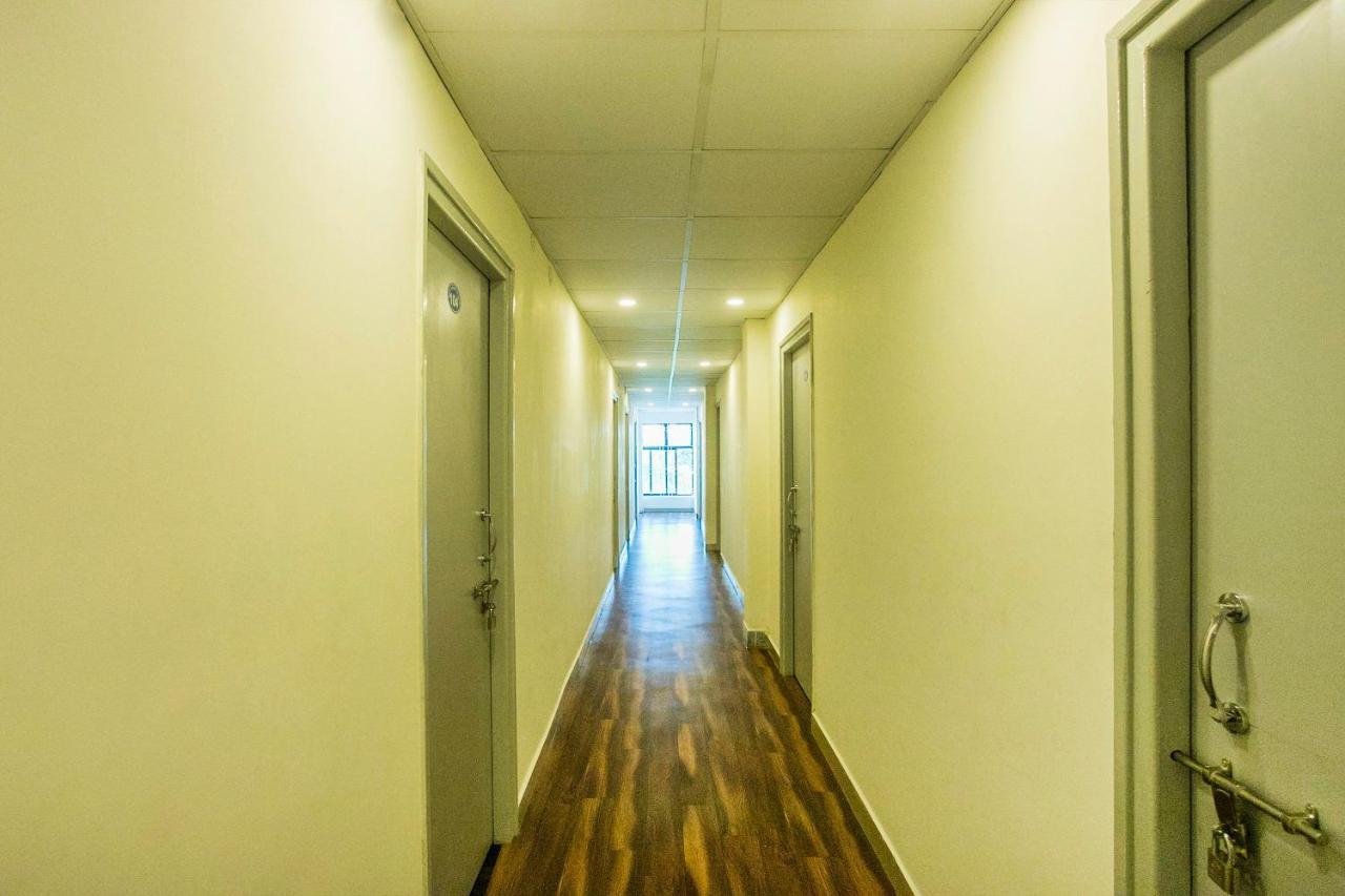 Oyo 14430 Sunshine Grand Hotel Bengaluru Kültér fotó
