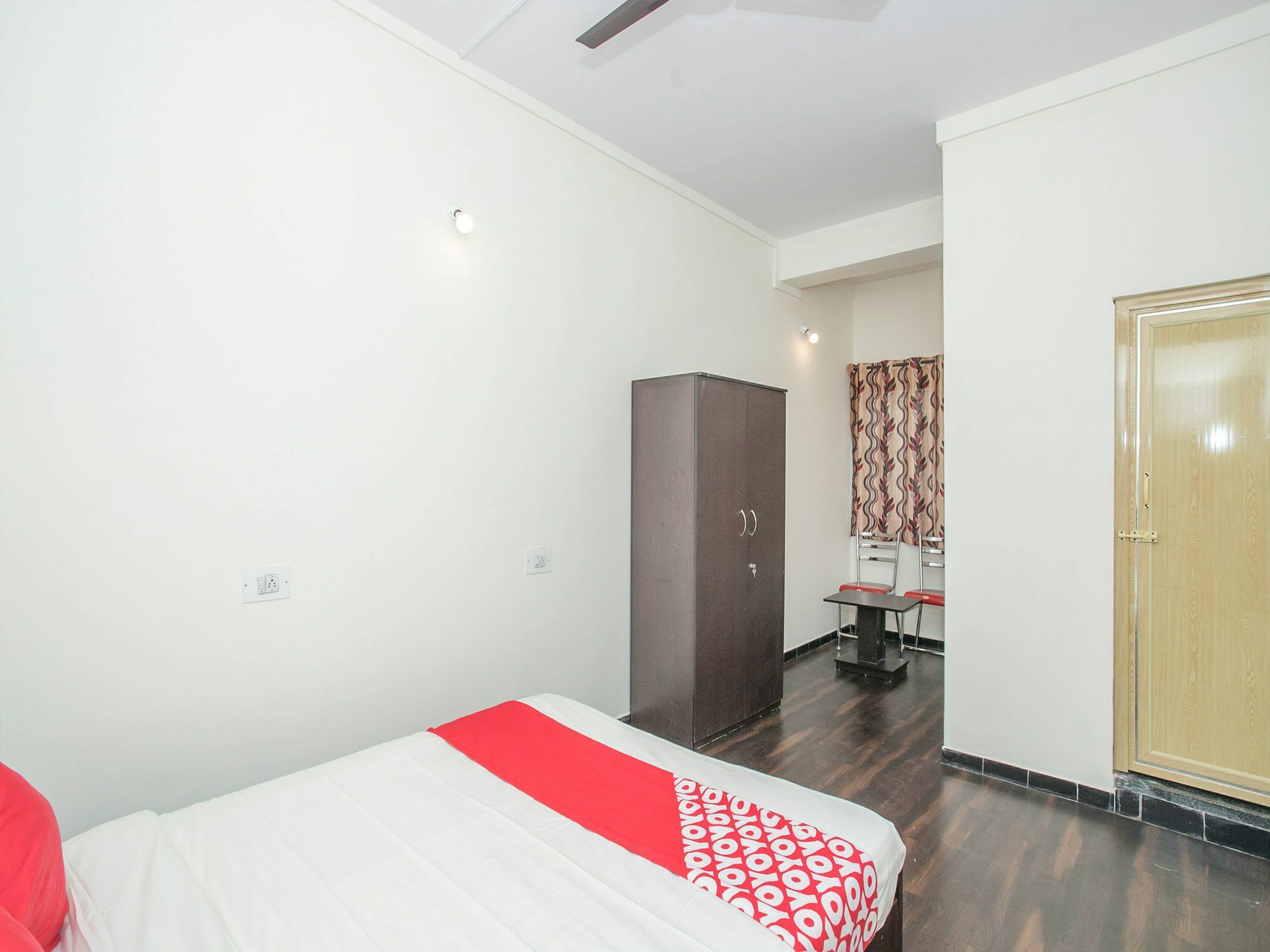 Oyo 14430 Sunshine Grand Hotel Bengaluru Kültér fotó