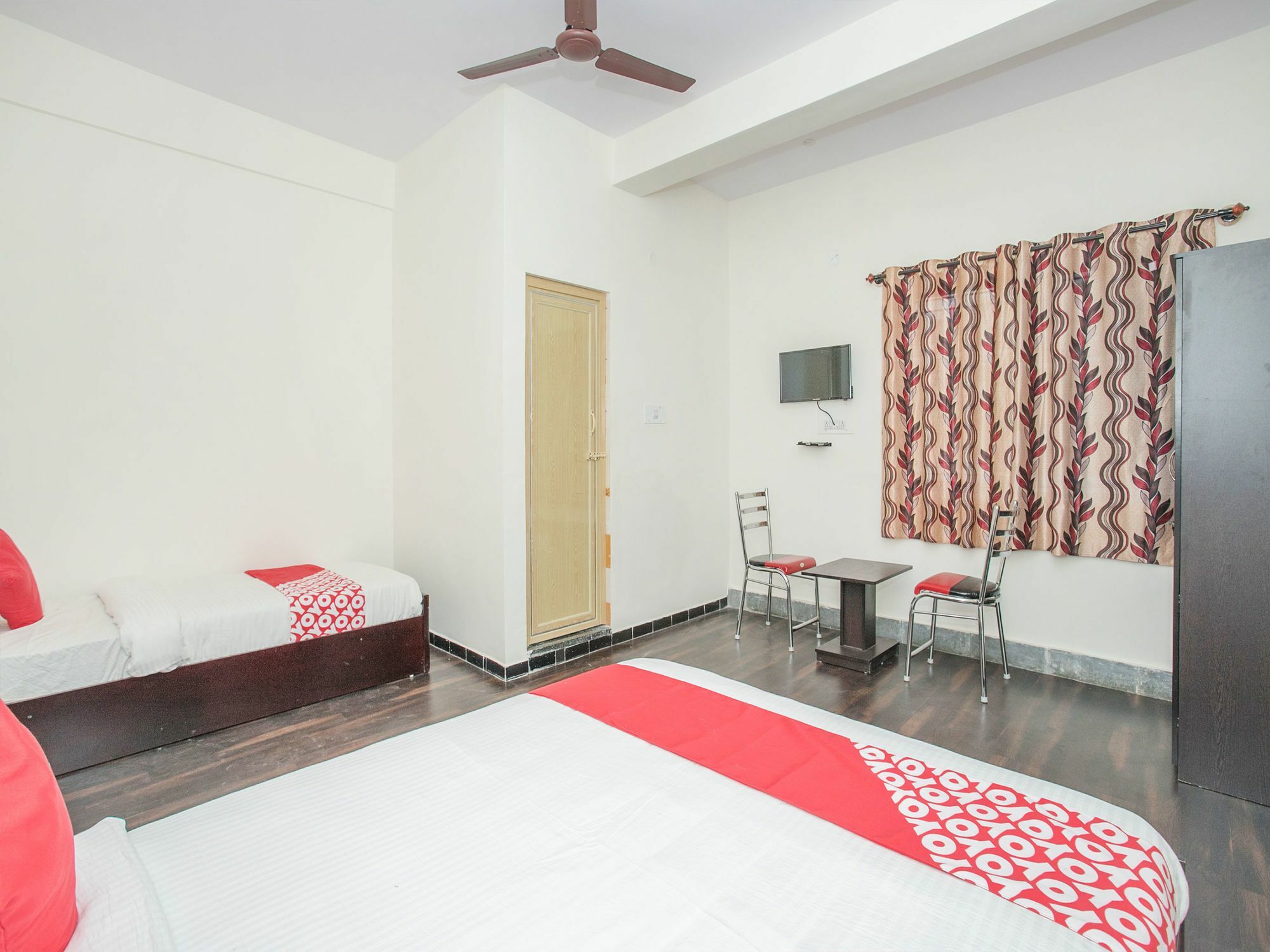 Oyo 14430 Sunshine Grand Hotel Bengaluru Kültér fotó
