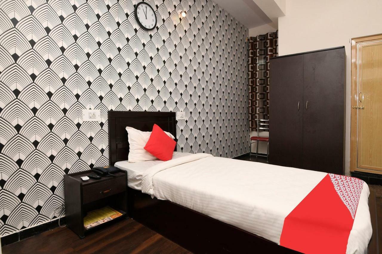 Oyo 14430 Sunshine Grand Hotel Bengaluru Kültér fotó